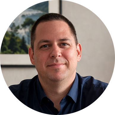 Takács Lajos webfejlesztő - egyedi weboldal készítés vállalkozóknak